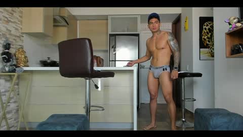 Only fans Ronnie col---InstaRonniecolleman  online show from 20, 1, 2025