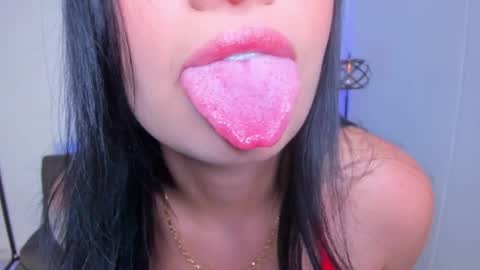 Snapshot of dominique_21x chatting on 7, 1, 2025 DOMINIC online show from 7, 1, 2025