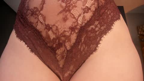 Dominique online show from 15, 1, 2025