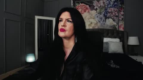 Snapshot of dommelisa chatting on 17, 11, 2025 Dom Melisa online show from 17, 11, 2025