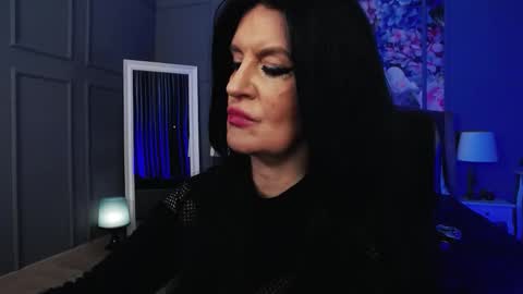 Snapshot of dommelisa chatting on 16, 12, 2025 Dom Melisa online show from 16, 12, 2025