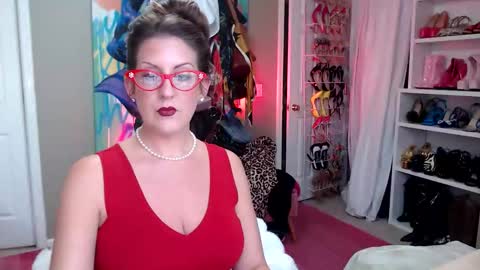 DommeTomorrow online show from 16, 12, 2025