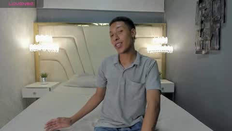 Domminick18 online show from 21, 10, 2025