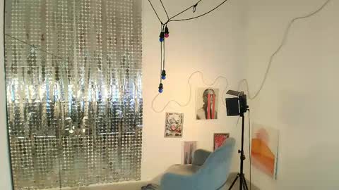 dona11a online show from 21, 4, 2026