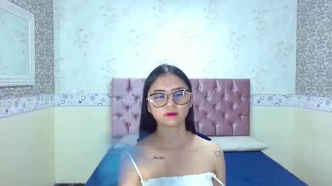 DONA Y CARL online show from 8, 12, 2024