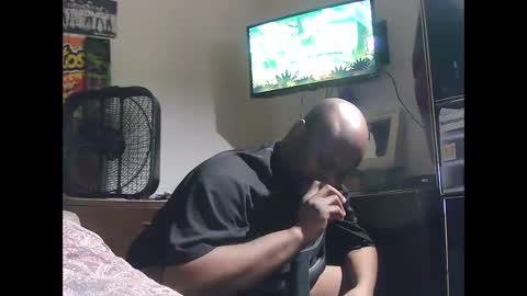 Snapshot of donaldk21 chatting on 29, 11, 2025 HBYAM online show from 29, 11, 2025