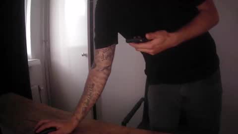 Snapshot of donn053 chatting on 10, 9, 2025 Papi online show from 10, 9, 2025