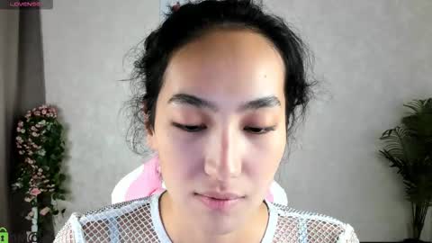 Aura online show from 2, 11, 2025