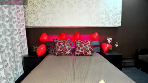 Snapshot of donnaaa_evans chatting on 16, 2, 2025 Donna On GMT2 Mon-Fri 3-9 AM online show from 16, 2, 2025