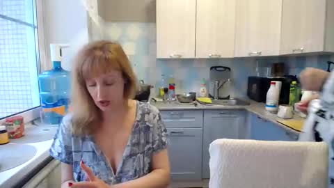 Tatiana 43 curvy sexy body and Joanna redhead 39 years online show from 12, 12, 2024