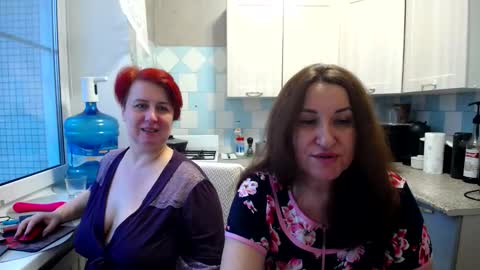 Tatiana 43 curvy sexy body and Joanna redhead 39 years online show from 27, 1, 2025