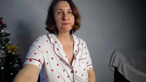 Tatiana 43 curvy sexy body and Joanna redhead 39 years online show from 5, 1, 2026