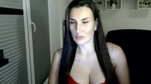 DonnaLive online show from 27, 10, 2025