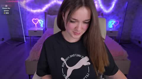 DONNA online show from 9, 3, 2025