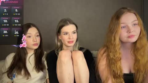 Snapshot of dontoch chatting on 13, 2, 2025 Stacy online show from 13, 2, 2025