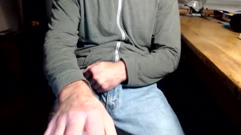 Snapshot of dontworryjustwatch chatting on 17, 2, 2025 dontworryjustwatch online show from 17, 2, 2025