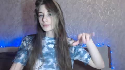 Snapshot of dora_blue_eyed chatting on 14, 2, 2025 Dora online show from 14, 2, 2025