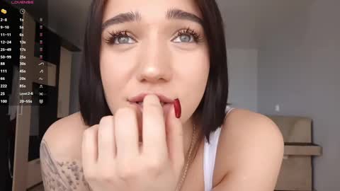 Jacqueline online show from 4, 4, 2026