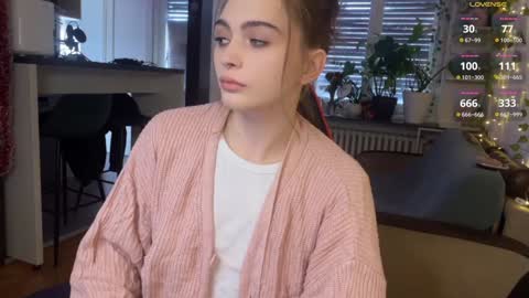 Alice online show from 12, 1, 2025