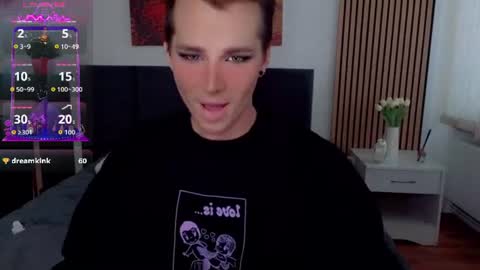 Snapshot of dorian_reed chatting on 31, 7, 2026 Helen my second account online show from 31, 7, 2026