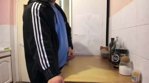 menu  below online show from 16, 1, 2025