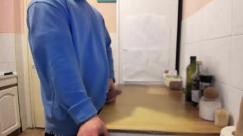 menu  below online show from 18, 2, 2025