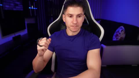 Dorian Reyes online show from 20, 12, 2024