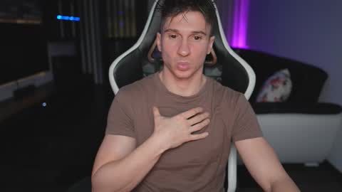 Dorian Reyes online show from 20, 12, 2025