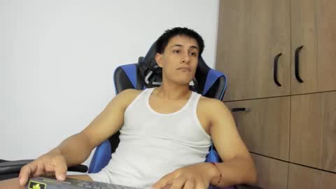 dorman_boy online show from 5, 12, 2025