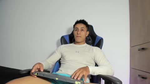 dorman_boy online show from 2, 3, 2026