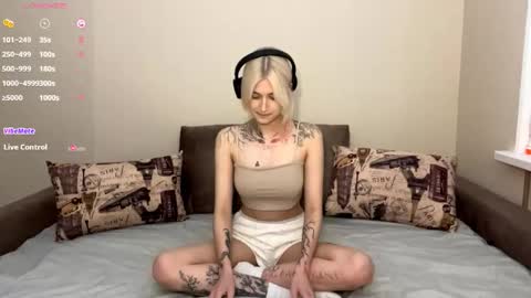 Snapshot of dorthytimmel chatting on 13, 5, 2026 Lana online show from 13, 5, 2026