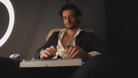 Keen online show from 3, 3, 2025