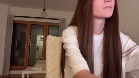 Alice and Mark online show from 5, 3, 2026