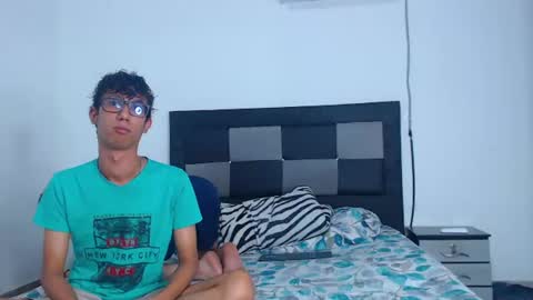 Andy And Daniel online show from 9, 7, 2026