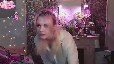 Snapshot of doublebubble_ chatting on 7, 7, 2026 DiBi online show from 7, 7, 2026