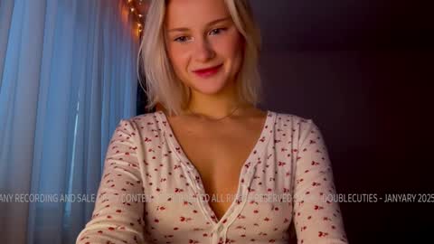 Lana  Eva  dont forget to give us a thumb up online show from 9, 1, 2025