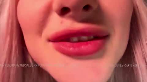 Lana  Eva  dont forget to give us a thumb up online show from 20, 9, 2025