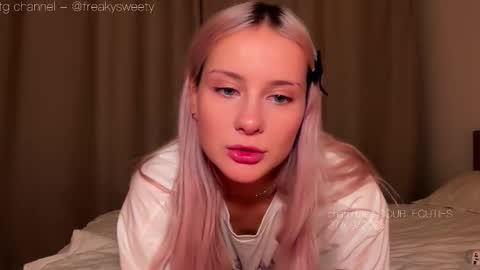 Lana  Eva  dont forget to give us a thumb up online show from 27, 9, 2025