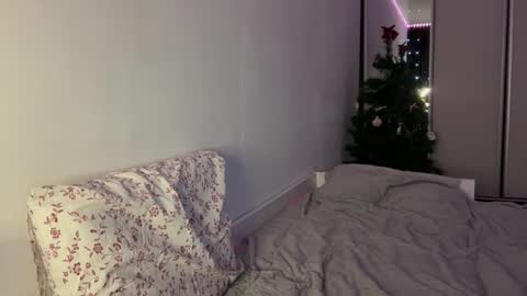 Snapshot of doublesees chatting on 22, 12, 2024 MOLLYYYY dont forget to give me a thumb up online show from 22, 12, 2024