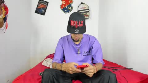 douglas_gallegos online show from 24, 2, 2025