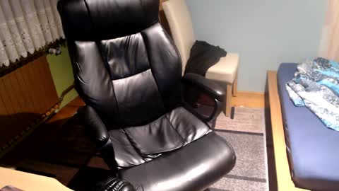 Snapshot of dovahkaat chatting on 2, 12, 2024 dovahkaat online show from 2, 12, 2024