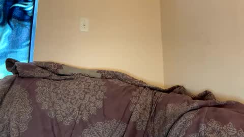 dove_love22 online show from 28, 10, 2025