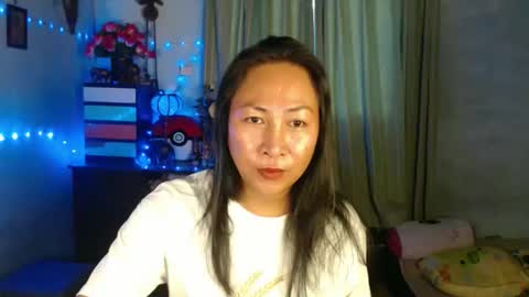 doyouwantme143 online show from 17, 4, 2026