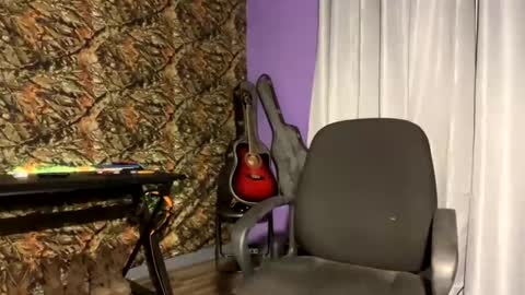 MrPirated online show from 4, 1, 2025