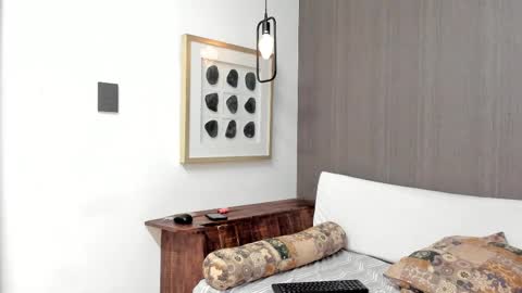 Snapshot of dracaryss_ chatting on 20, 12, 2024 Lissa Or DRACARYSS your dragon Queen online show from 20, 12, 2024