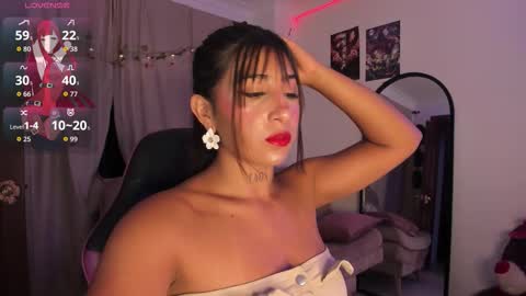 Snapshot of dracaryss_ chatting on 24, 10, 2025 Lissa Or DRACARYSS your dragon Queen online show from 24, 10, 2025