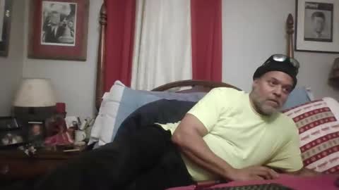 dragomoon70 online show from 4, 2, 2026