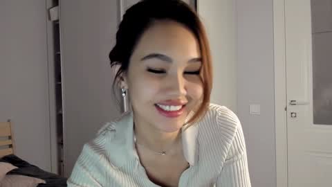 Airi online show from 9, 12, 2024