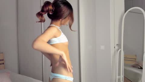 Airi online show from 11, 12, 2024