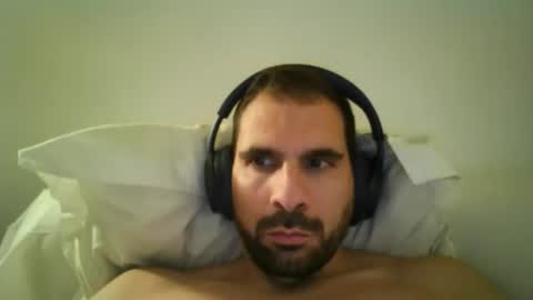 Snapshot of draguijeje chatting on 17, 12, 2025 draguijeje online show from 17, 12, 2025